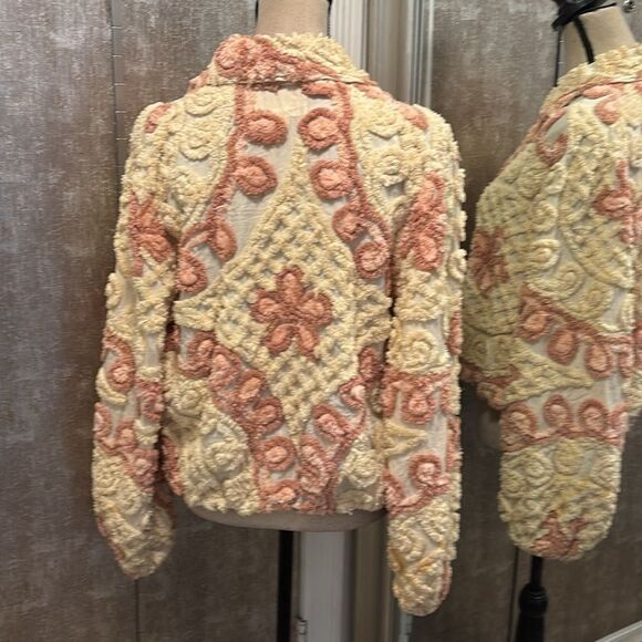 Canyon Group Elegant Cream and Pink Textured Women's Jacket, S - Picture 7 of 10